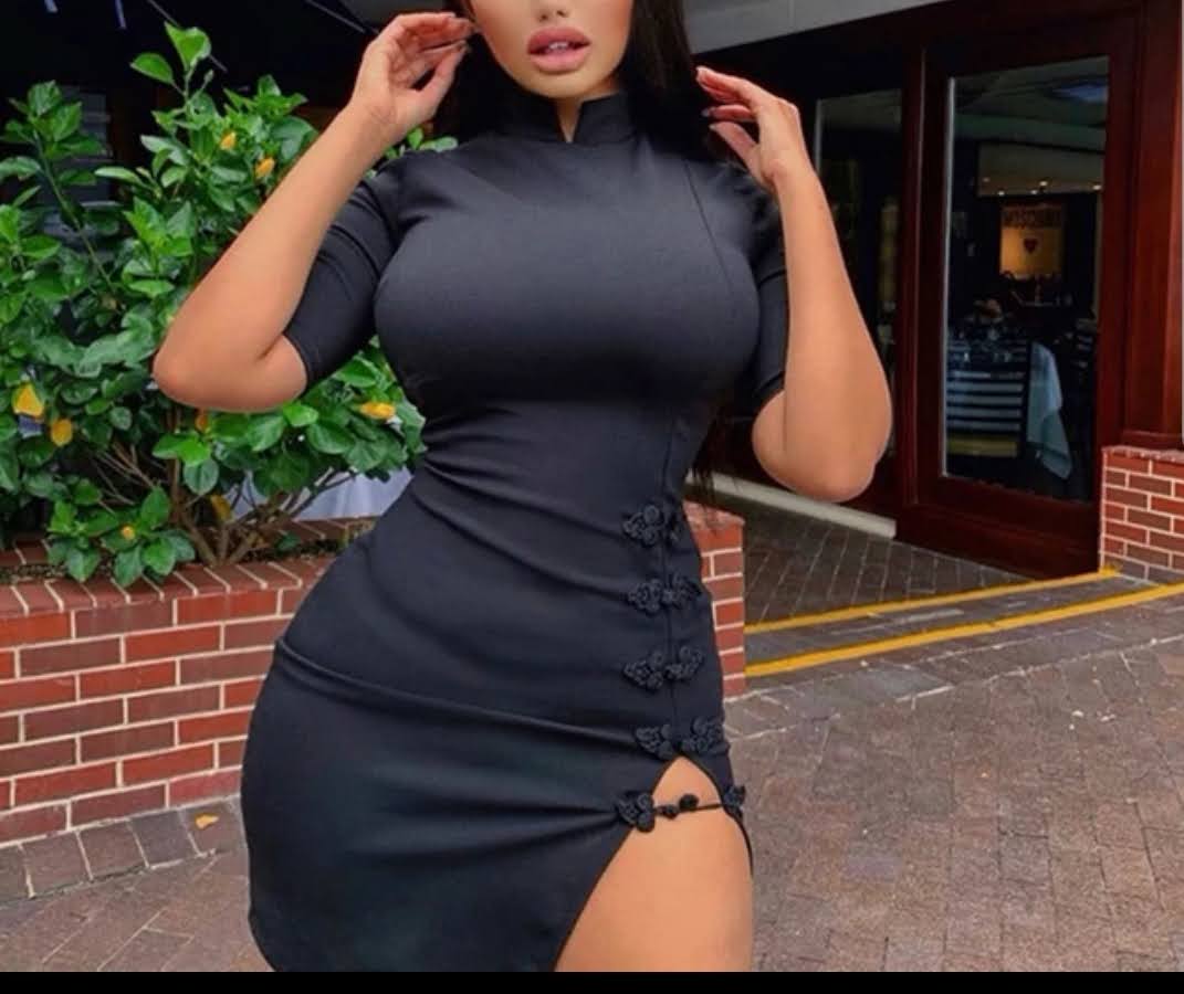 "Petite Robe Niore" (Little Black Dress)